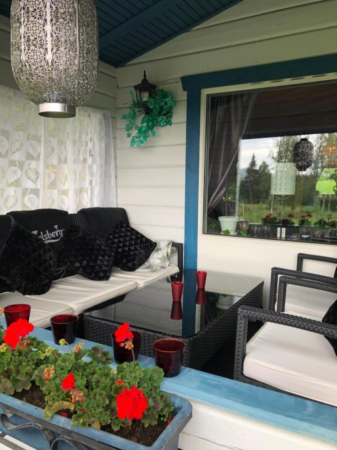 Mysig timmerstuga med braskamin nära Hovfjället Torsby Exteriör bild