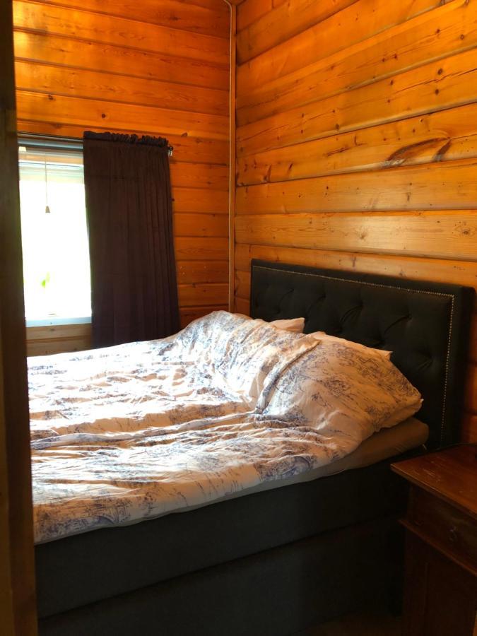Mysig timmerstuga med braskamin nära Hovfjället Torsby Exteriör bild